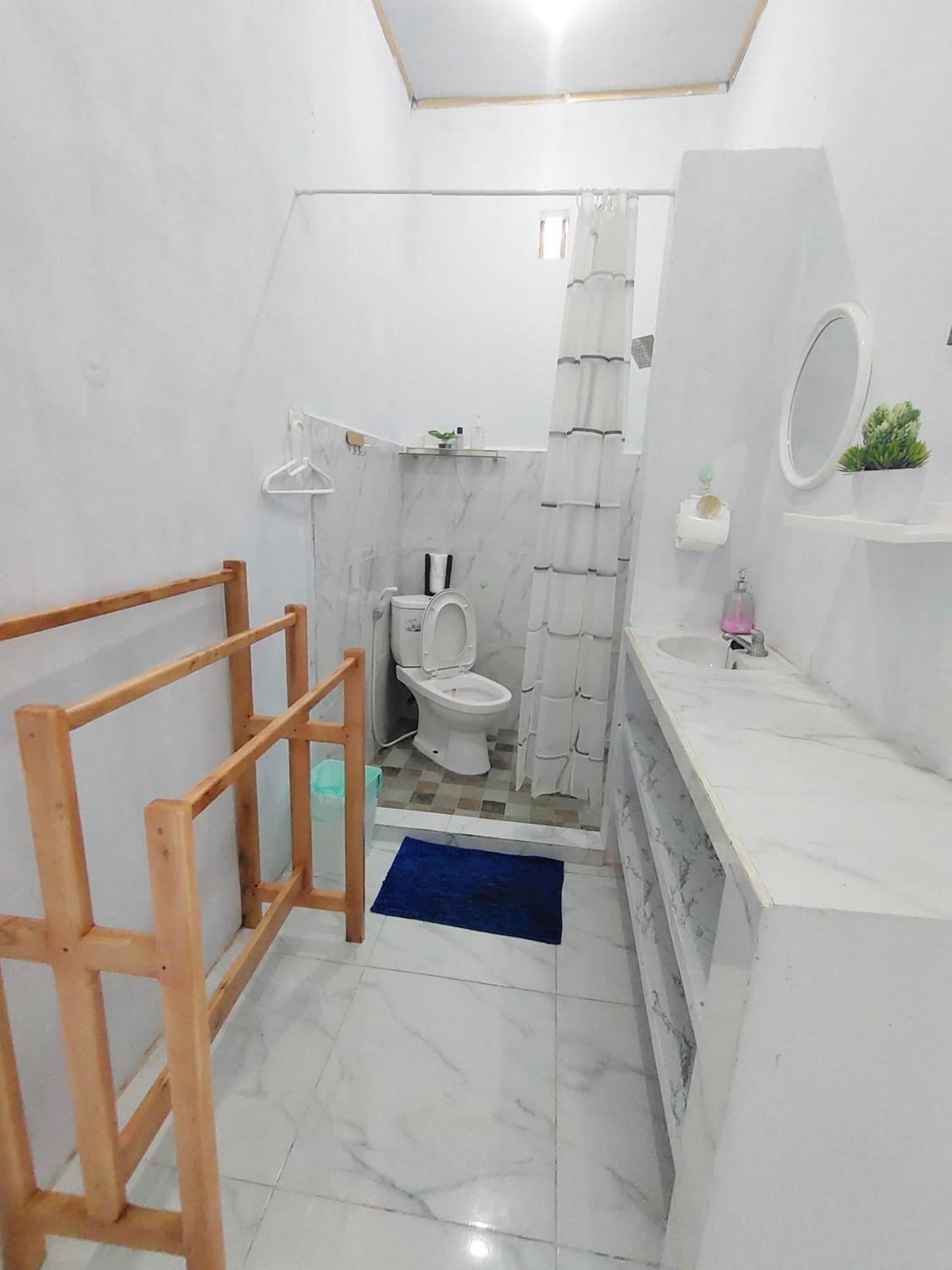 Stella Villa Ngurbloat Εξωτερικό φωτογραφία